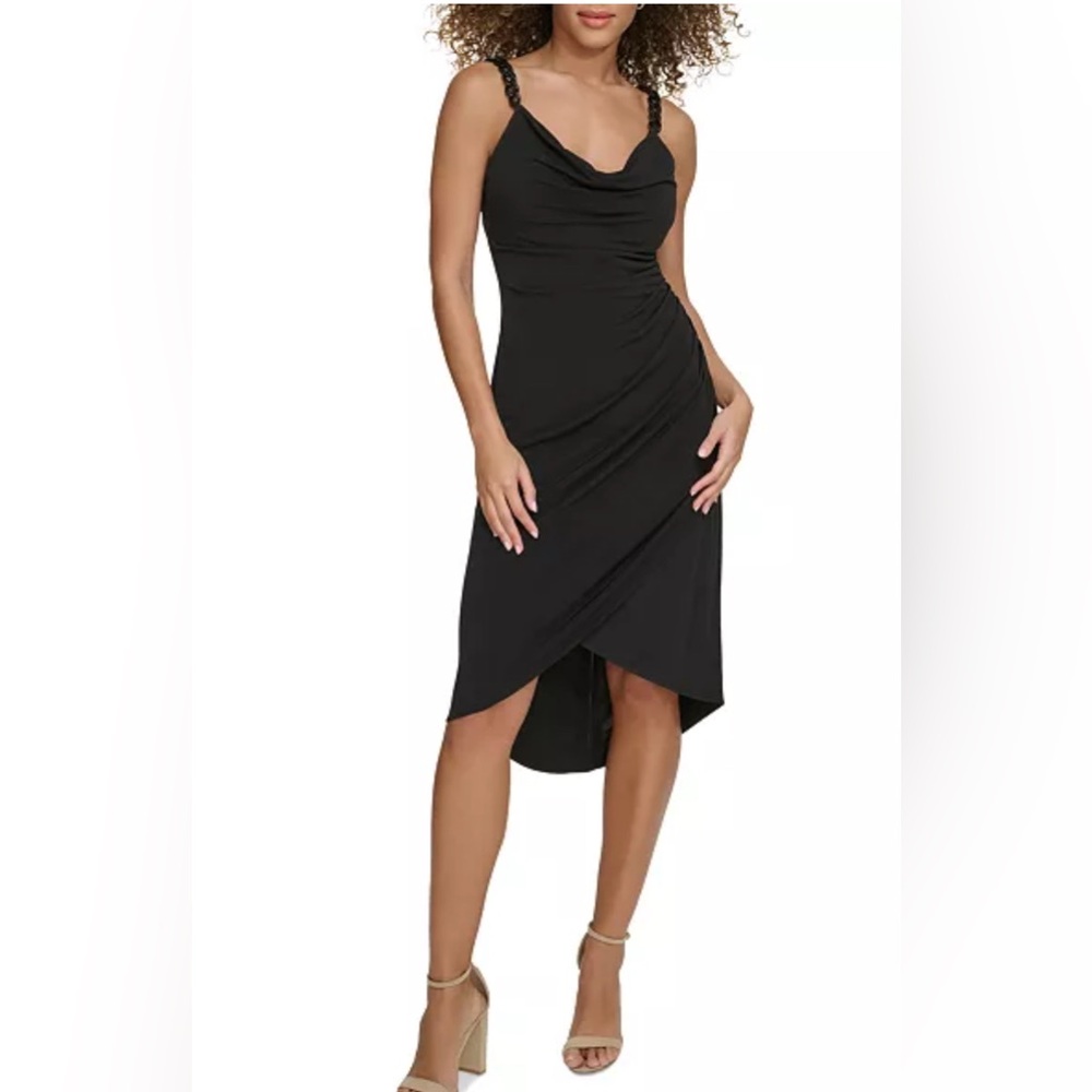 Siena
Women's Chain-Trim Midi Bodycon Dress12